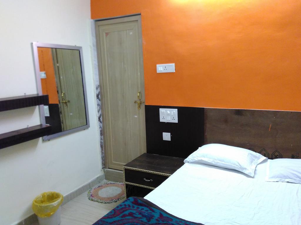 Rahul Buddha Guest House Бодх-Гая Екстер'єр фото